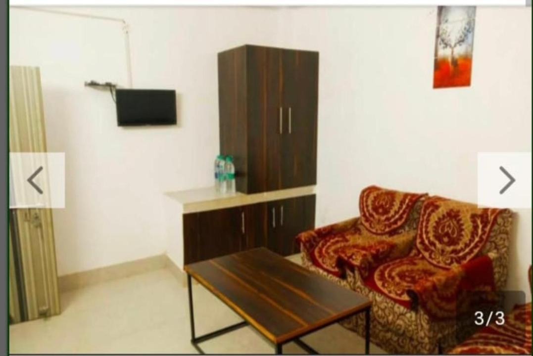 Chinta Haran Rest House Deoghar Pokoj fotografie
