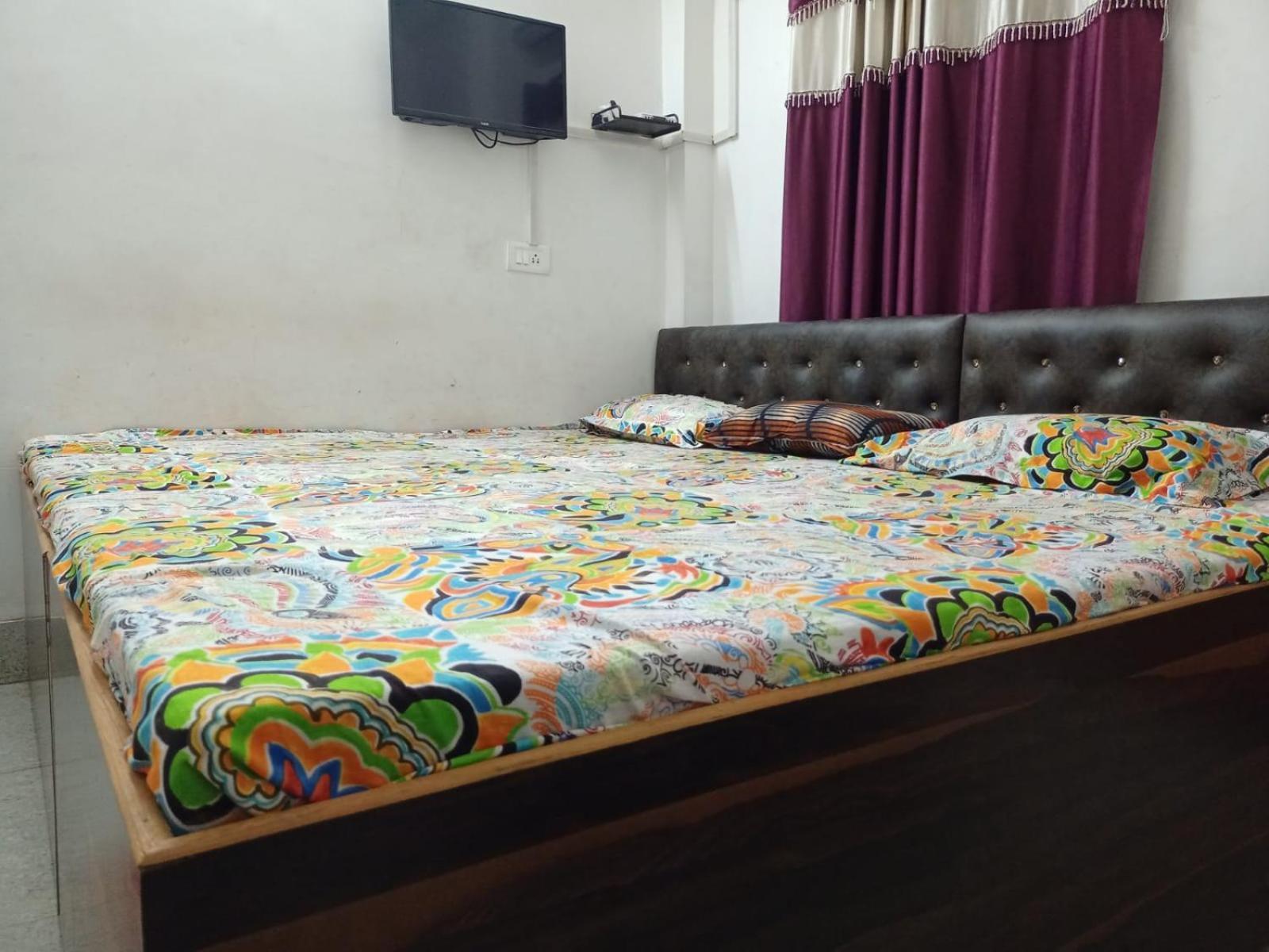 Chinta Haran Rest House Deoghar Pokoj fotografie